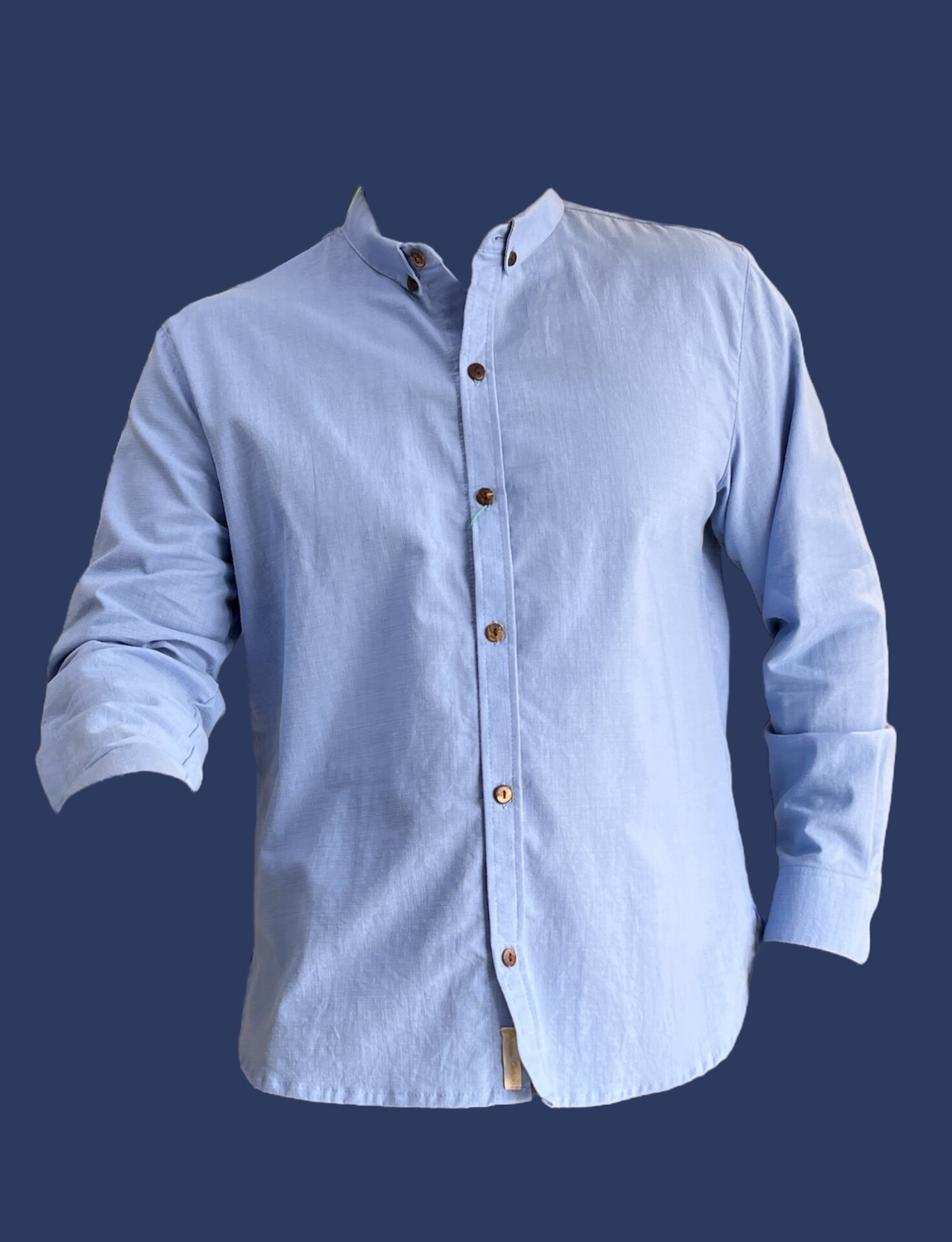 Camisa manga larga en Lino azul claro